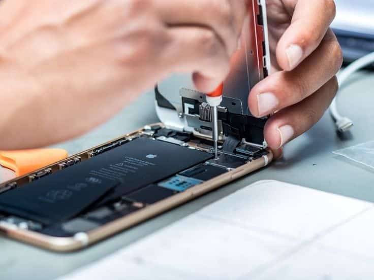 Reliable Phone Battery Replacement Services